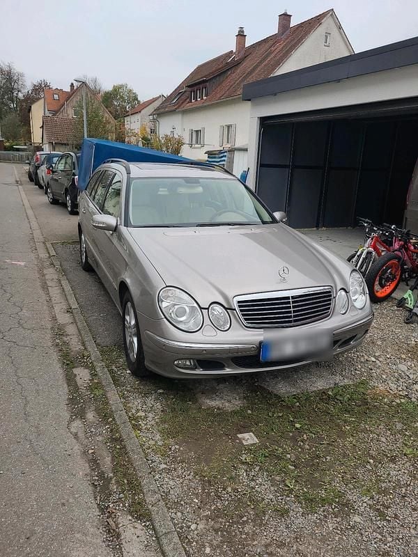 Andere außenfarben Gebraucht 2006 Mercedes E280 Kombi | 3.500 € (Fairer Preis) - Bild 1/4