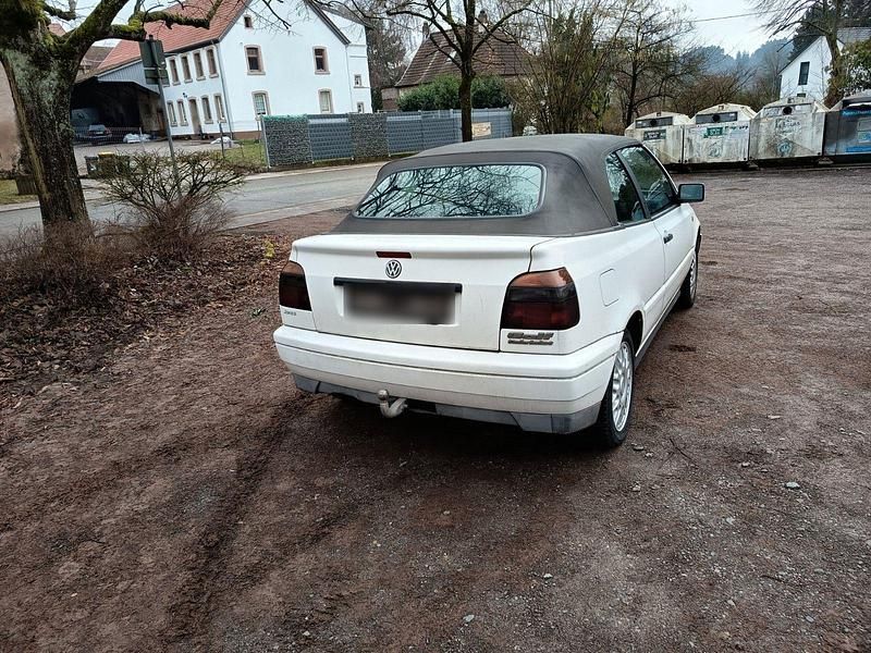 Gebraucht VW Golf Cabriolet 75 PS (55 kW) 1997 Weiß Cabrio