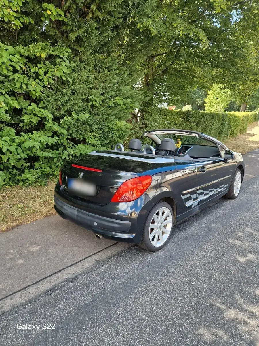 Gebraucht Peugeot 207 CC 120 PS (88 kW) 2009 Schwarz Cabrio