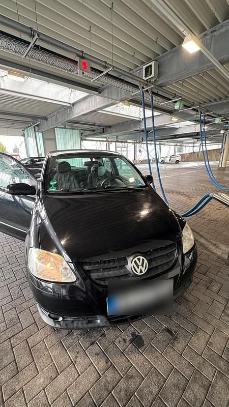 Gebraucht VW Fox 54 PS (39 kW) 2007 Schwarz Kleinwagen