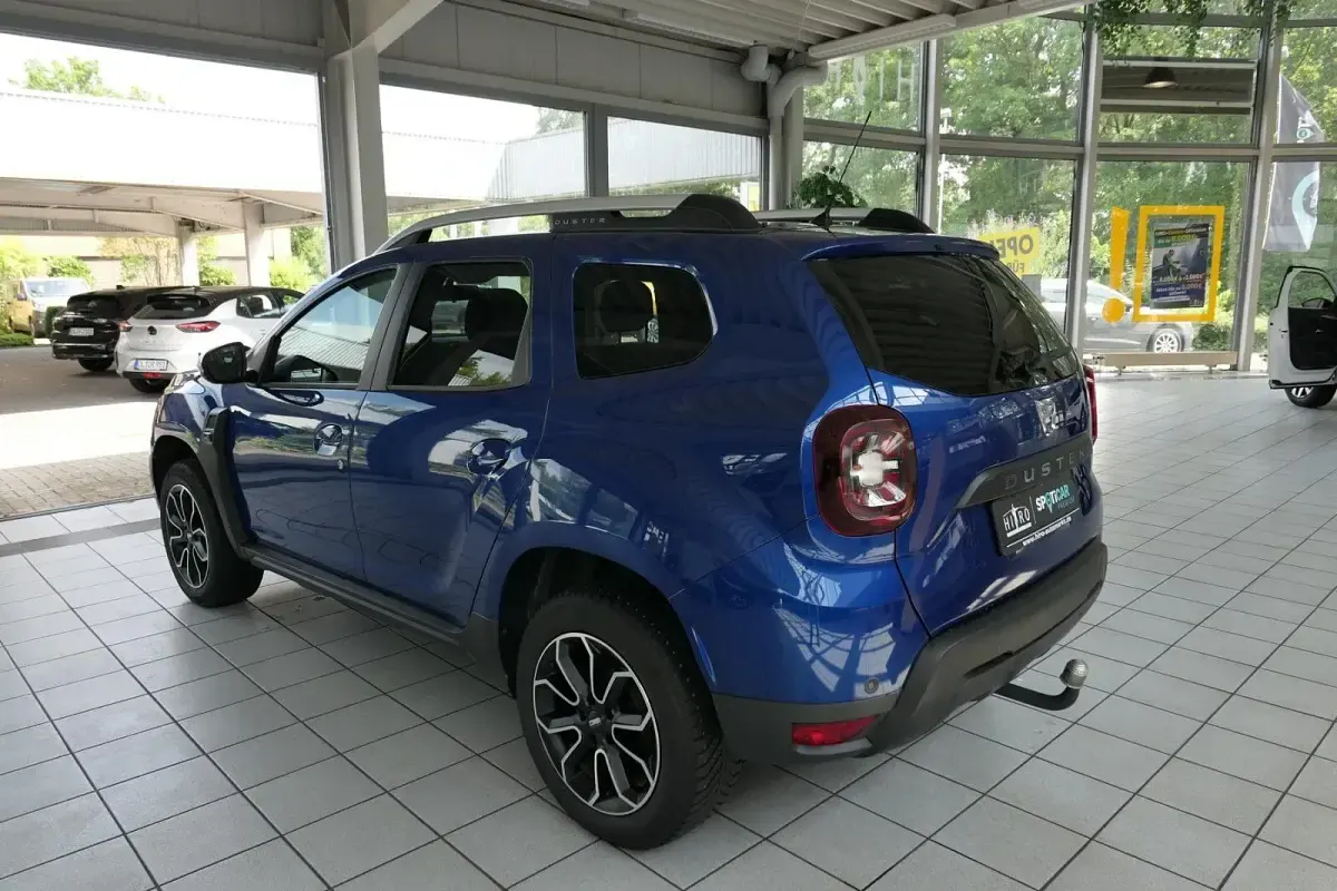 Gebraucht Dacia Duster 131 PS (96 kW) 2021 Stahlblau SUV