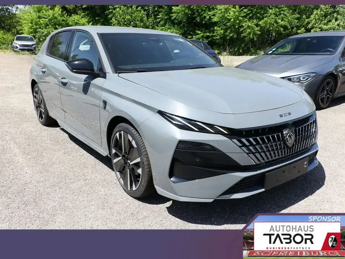 Neu Peugeot 308 GT 145 PS (106 kW) 2025 Grau metallic Limousine