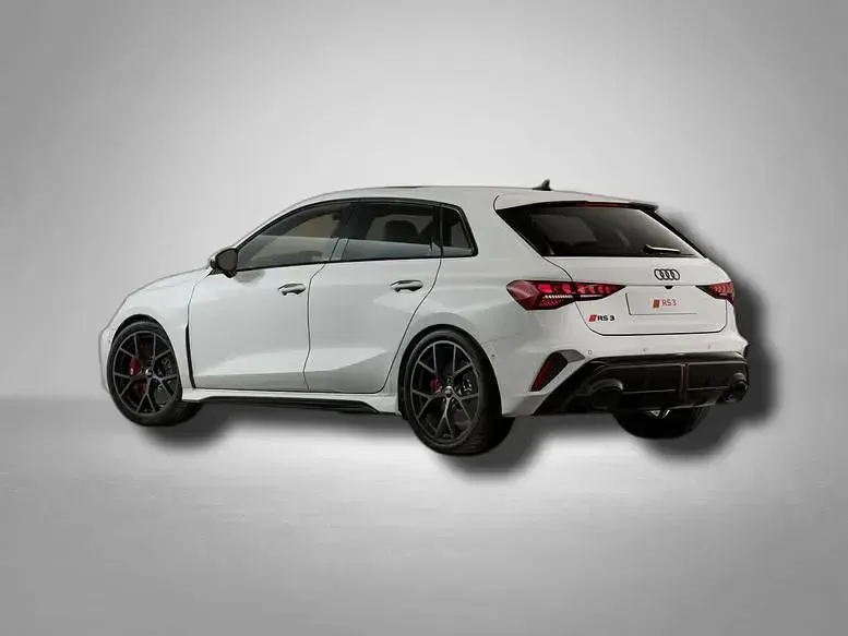 Gebraucht Audi RS3 400 PS (294 kW) 2026 Arkonaweiß Limousine