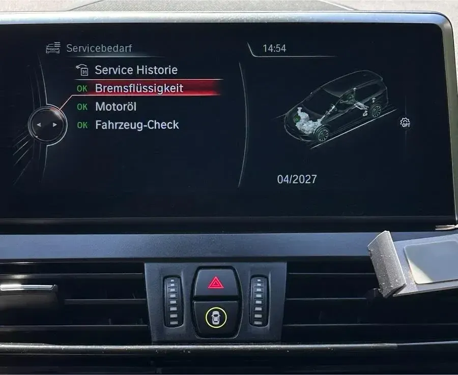 Gebraucht BMW 218 Gran Tourer Comfort Edition 150 PS (110 kW) 2015 Schwarz Van / Kleinbus
