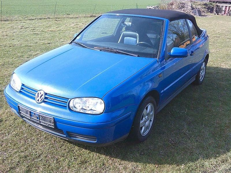 Gebraucht VW Golf Cabriolet Conceptline 101 PS (74 kW) 1999 Blau Cabrio