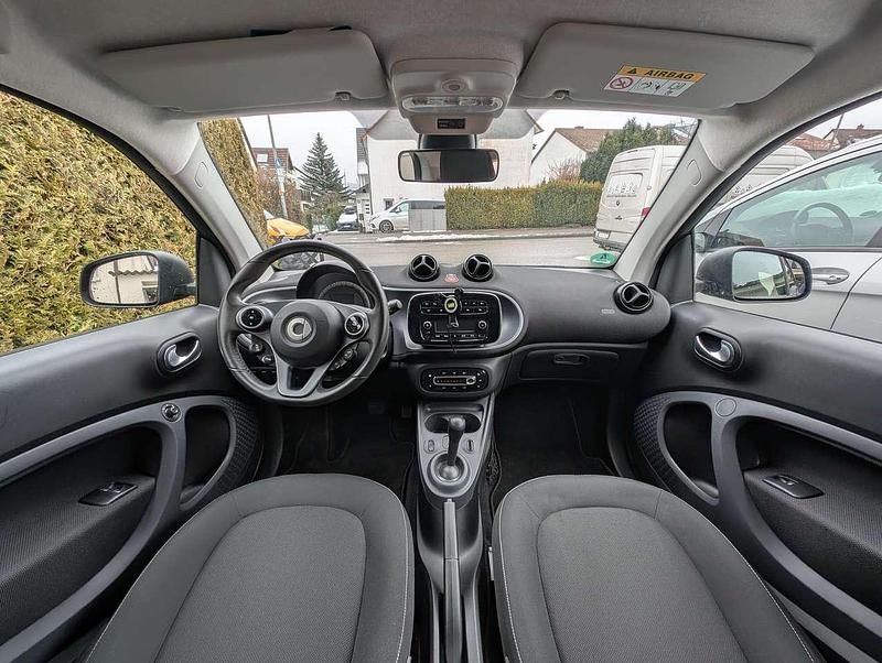 Gebraucht Smart ForTwo Coupé Passion 90 PS (66 kW) 2017 Grau Coupé