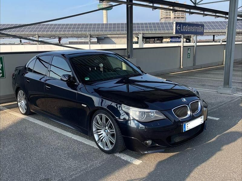 Gebraucht BMW 550 Performance 367 PS (269 kW) 2006 Schwarz Limousine