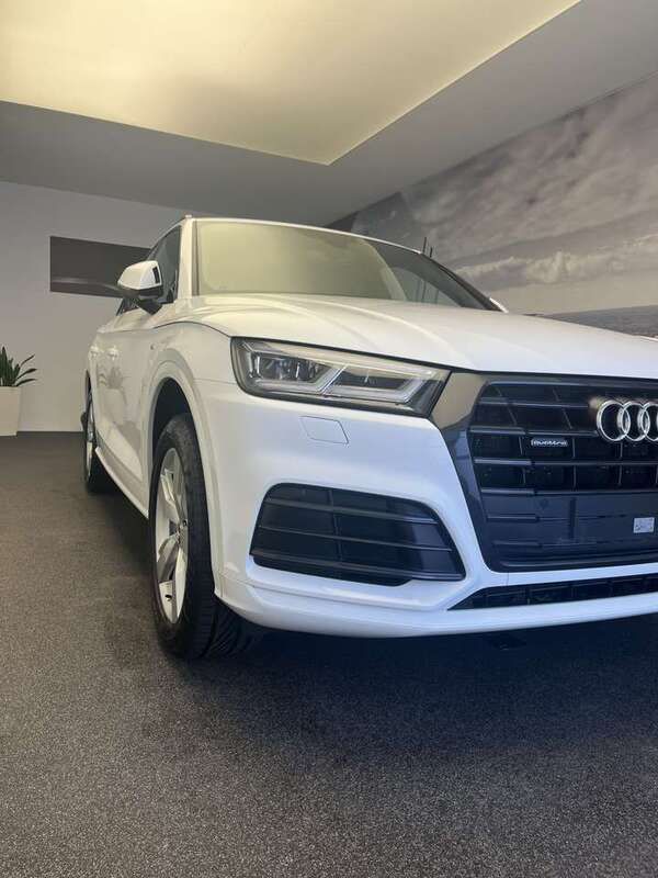Weiß Gebraucht 2018 Audi Q5 Sport SUV | 31.590 € (Fairer Preis) - Bild 1/4