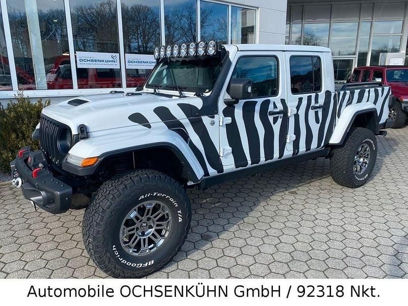 Gebraucht Jeep Gladiator Overland 264 PS (194 kW) 2022 Weiß Pickup