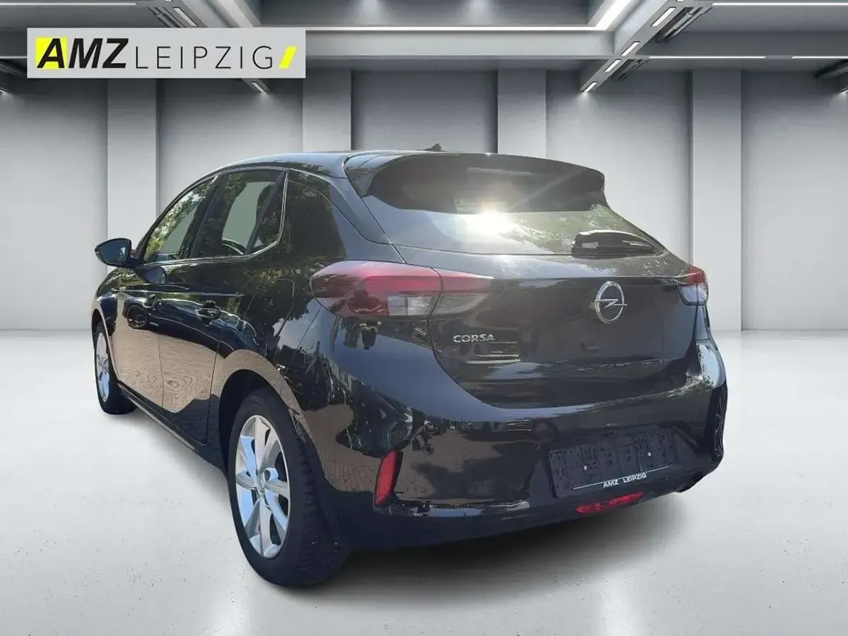 Gebraucht Opel Corsa Elegance 75 PS (55 kW) 2023 Diamant schwarz/karbon schwarz (metallic) Kleinwagen