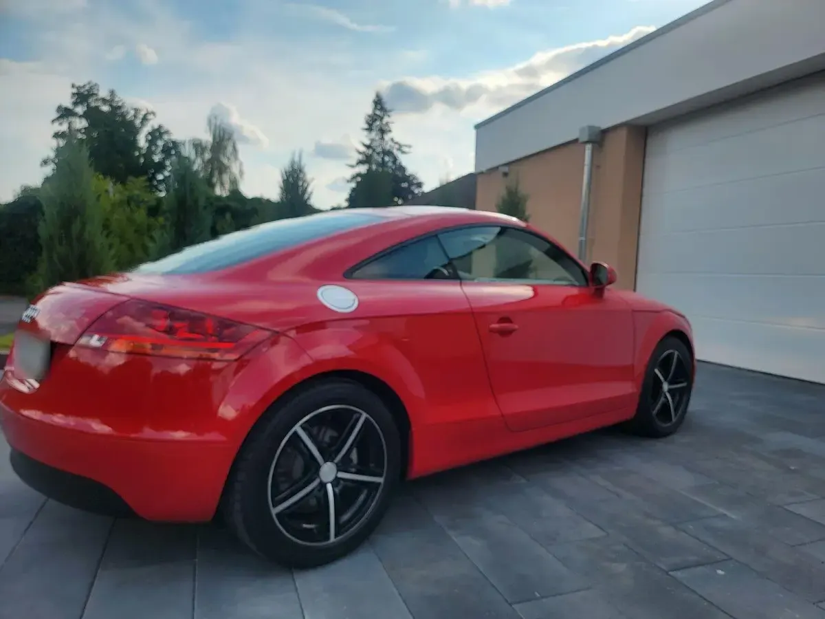 Gebraucht Audi TT Sport 160 PS (117 kW) 2009 Rot Coupé