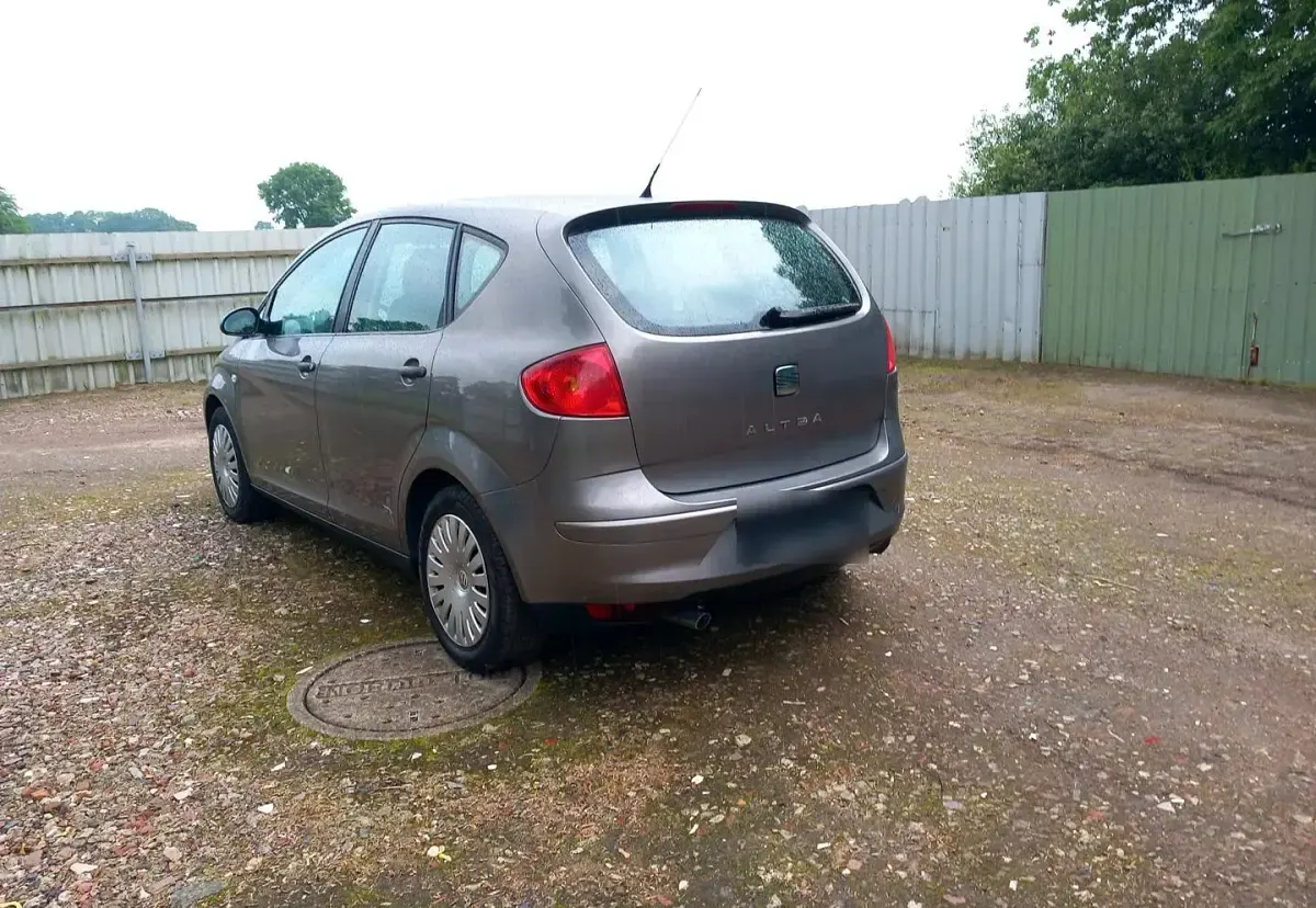 Gebraucht Seat Altea 90 PS (66 kW) 2005 Grau Van / Kleinbus