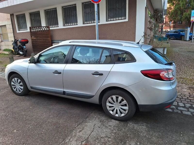 Gebraucht 2011 Renault Mégane III Dynamique Limousine | 3.499 € (Etwas zu teuer) - Bild 1/4