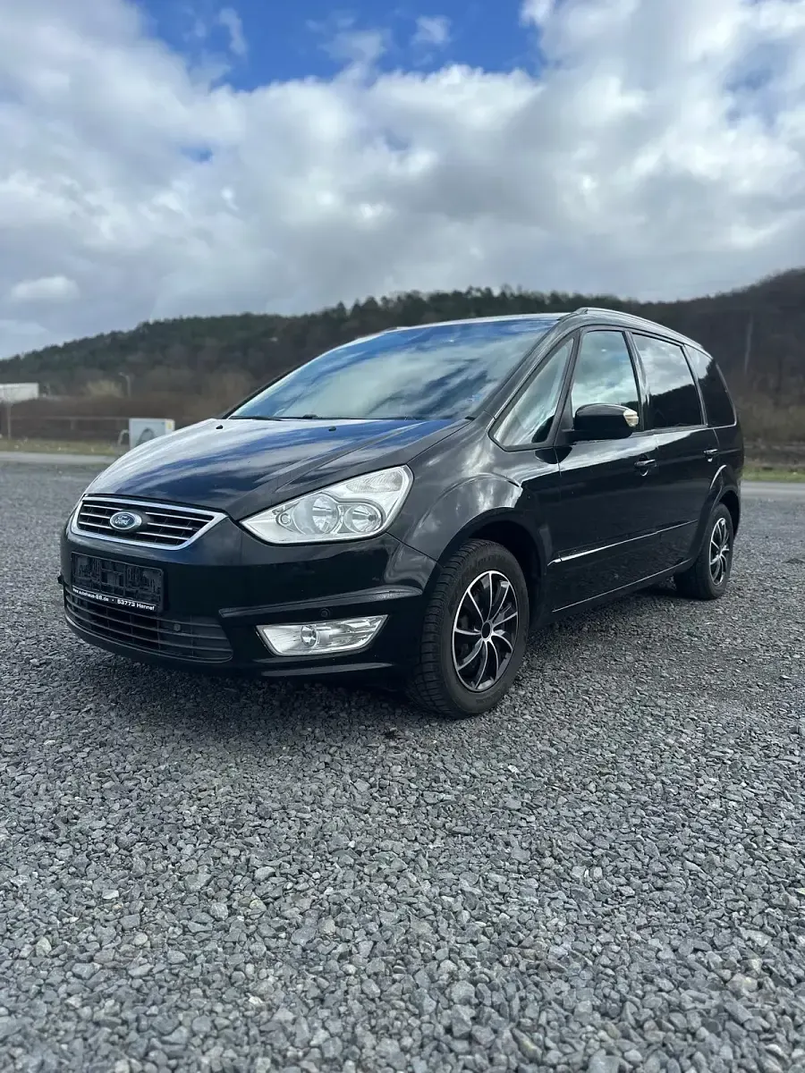 Usata Ford Galaxy 150 CV (110 kW) 2010 Nero Monovolume