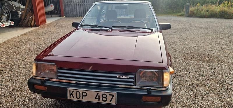 Rot Gebraucht 1983 Mazda 323 | 6.000 € - Bild 1/4