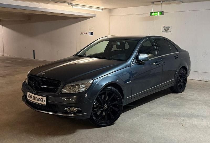 Grau Gebraucht 2007 Mercedes C320 Avantgarde Limousine | 6.450 € (Guter Preis) - Bild 1/4