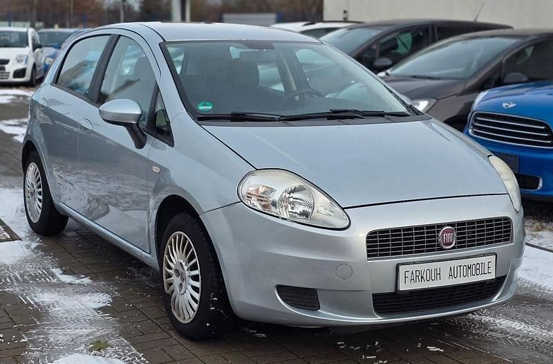 Silber Gebraucht 2008 Fiat Grande Punto Dynamic Kleinwagen | 1.990 € (Guter Preis) - Bild 1/4