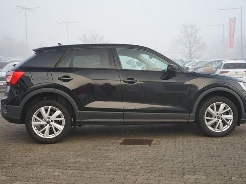 Gebraucht Audi Q2 Comfort 150 PS (110 kW) 2022 Schwarz SUV