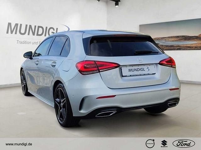 Gebraucht Mercedes A250 224 PS (164 kW) 2018 Iridiumsilber  metalliclack (085) Limousine