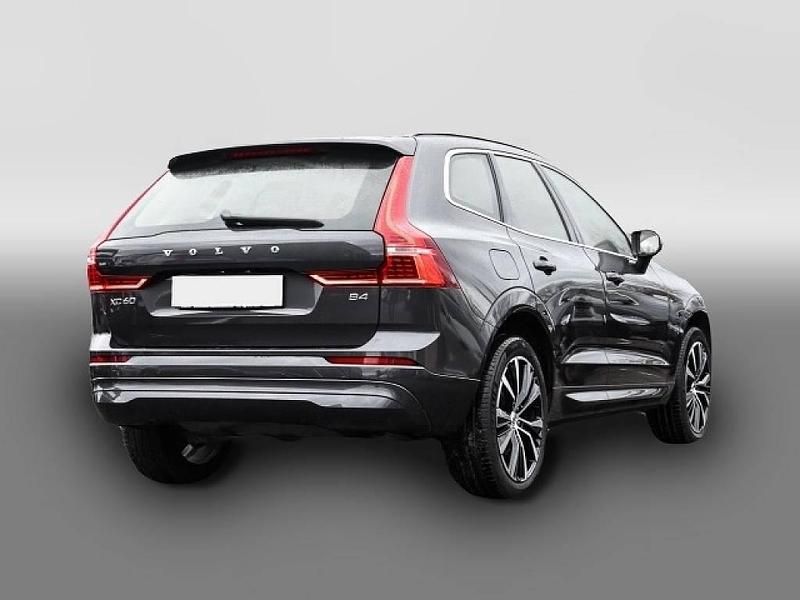 Gebraucht Volvo XC60 Core 197 PS (144 kW) 2023 Grau SUV