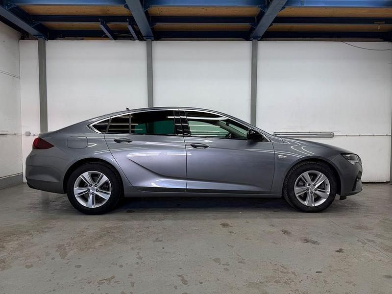 Gebraucht Opel Insignia Sport 174 PS (127 kW) 2021 Grau Limousine