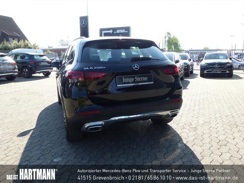 Gebraucht Mercedes GLA250 Progressive 160 PS (117 kW) 2020 Schwarz SUV