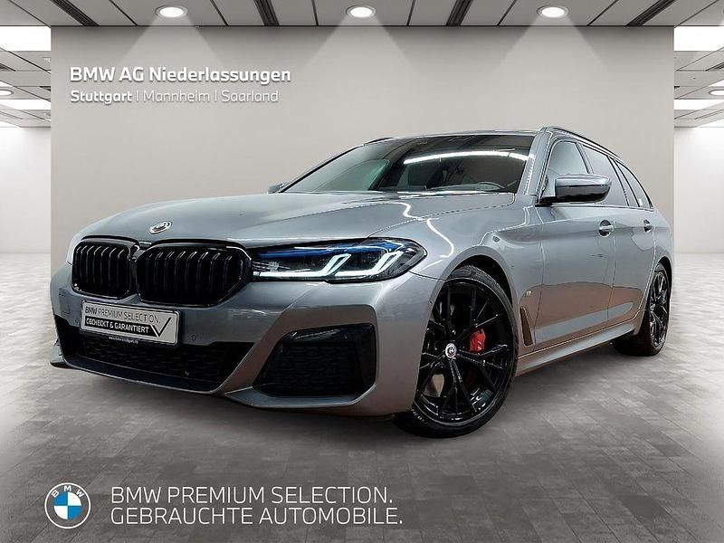 Grau Gebraucht 2022 BMW 530 M Sport Kombi | 41.780 € (Teuer) - Bild 1/4