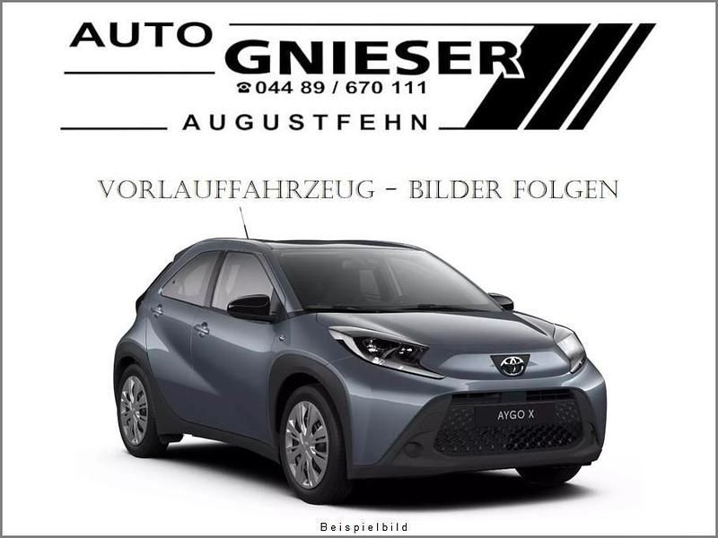Grau Neu 2025 Toyota Aygo Business Edition Kleinwagen | 17.490 € - Bild 1/1