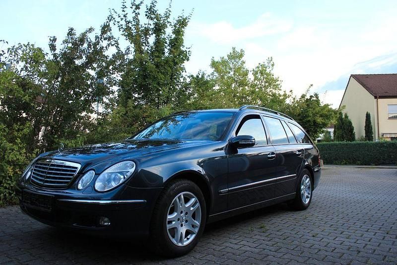 Schwarz Gebraucht 2006 Mercedes E280 Elegance Limousine | 3.200 € (Superpreis) - Bild 1/4
