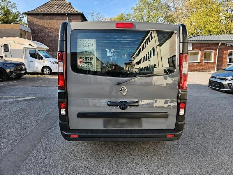 Gebraucht Renault Trafic 120 PS (88 kW) 2017 Grau Van / Kleinbus