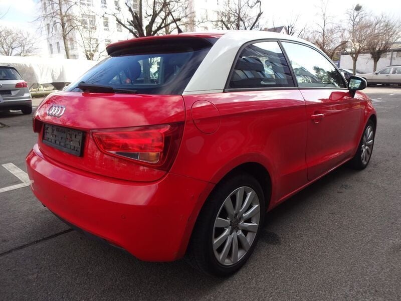 Gebraucht Audi A1 Admired 86 PS (63 kW) 2011 Rot Kleinwagen