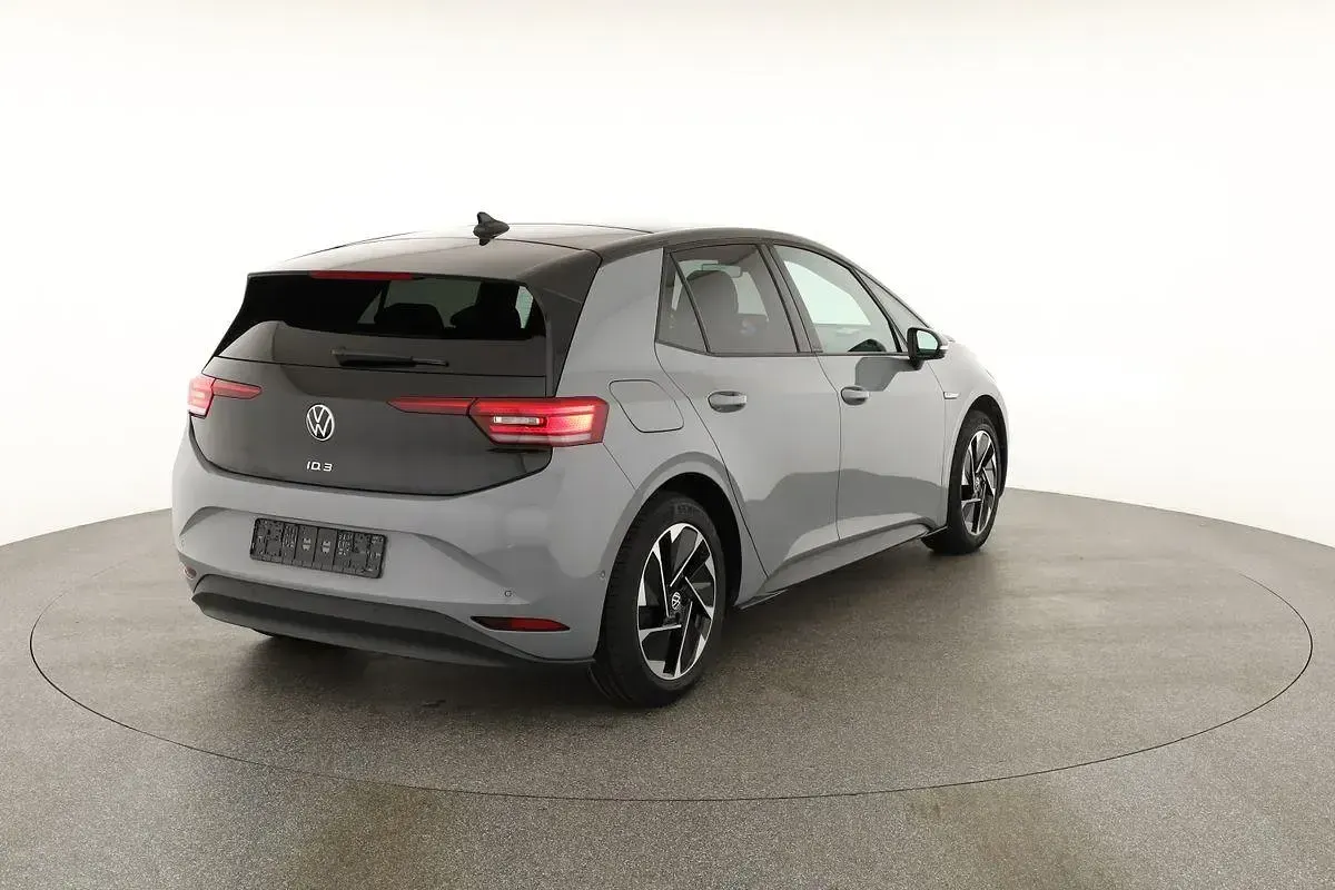 Gebraucht VW ID.3 IQ Drive 150 kW (204 PS) 2023 Mondsteingrau / dach schwarz Kleinwagen