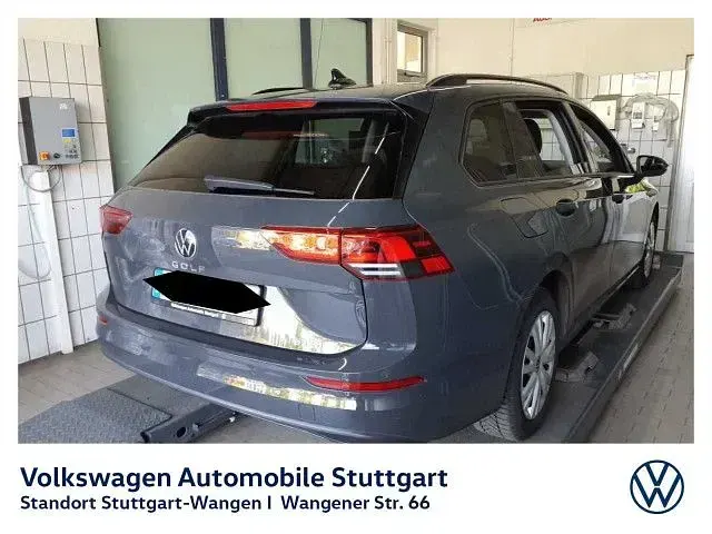Gebraucht VW Golf VIII Life 110 PS (80 kW) 2024 Uranograu Kombi
