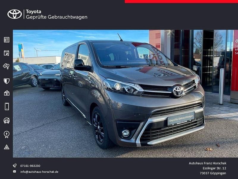 Grau Gebraucht 2023 Toyota Proace Verso Executive Kombi | 41.890 € (Etwas zu teuer) - Bild 1/4