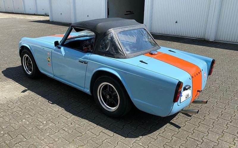 Gebraucht 1968 Triumph TR4 Cabrio | 19.999 € - Bild 1/4