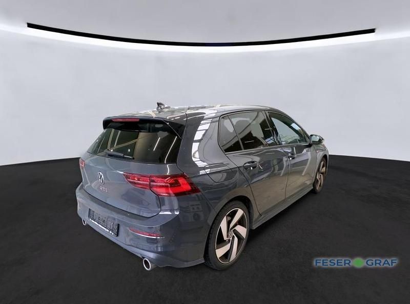 Gebraucht VW Golf VIII GTI 245 PS (180 kW) 2022 Uranograu Limousine