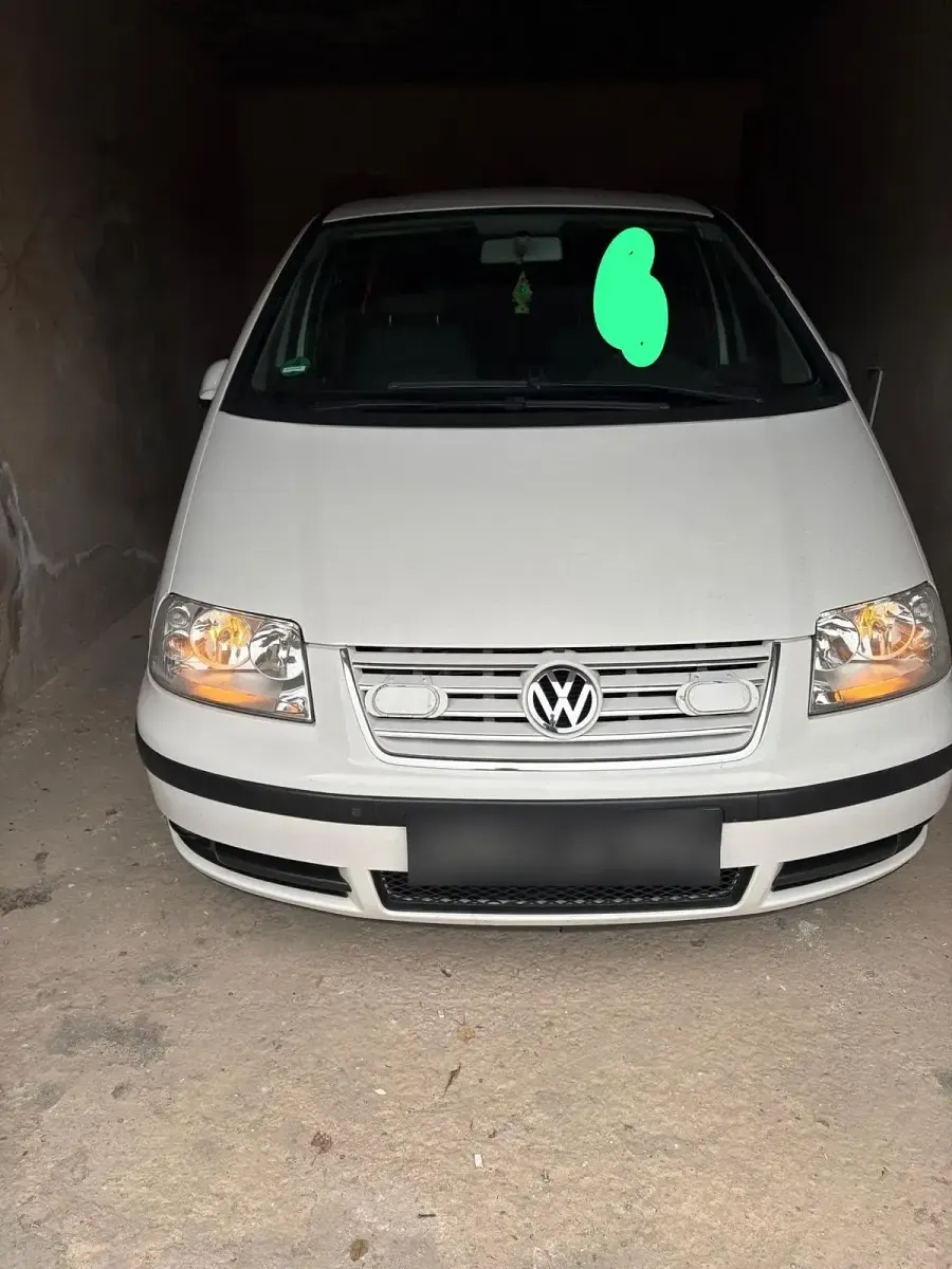Gebraucht VW Sharan 140 PS (102 kW) 2007 Weiß Van / Kleinbus