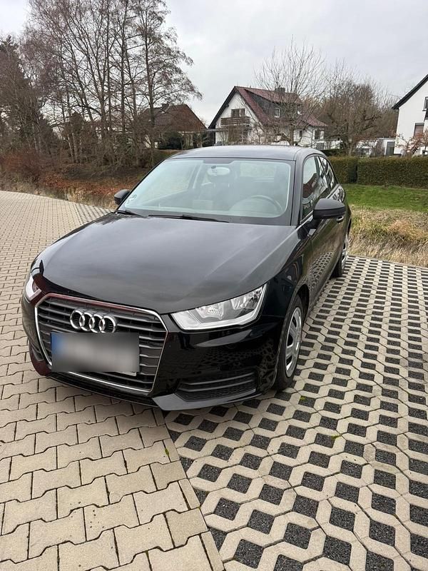 Gebraucht Audi A1 90 PS (66 kW) 2017 Schwarz Kleinwagen