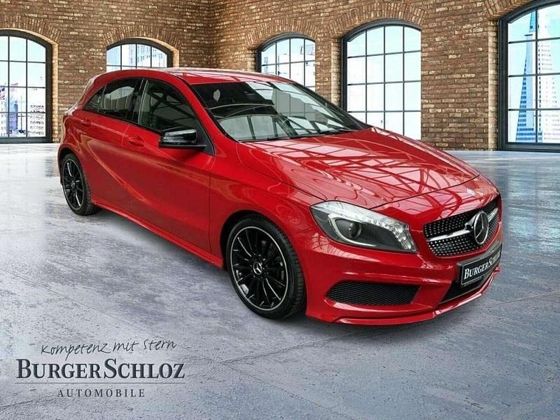 Gebraucht Mercedes A180 AMG 122 PS (89 kW) 2015 Jupiterrot Limousine