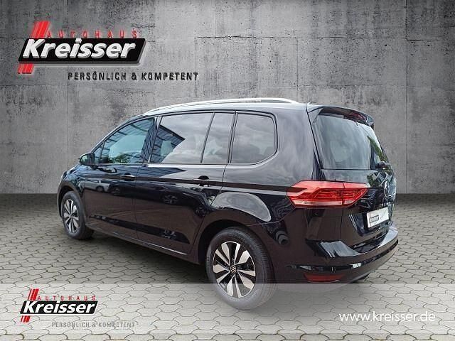 Gebraucht VW Touran Move 150 PS (110 kW) 2024 Schwarz (deep black perleffekt) Van / Kleinbus