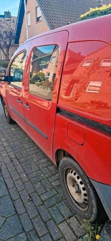 Second-hand Renault Kangoo 55 CP (40 kW) 2013 Roșu Monovolum