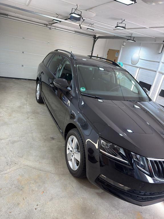 Gebraucht Skoda Octavia Style 150 PS (110 kW) 2018 Schwarz Kombi