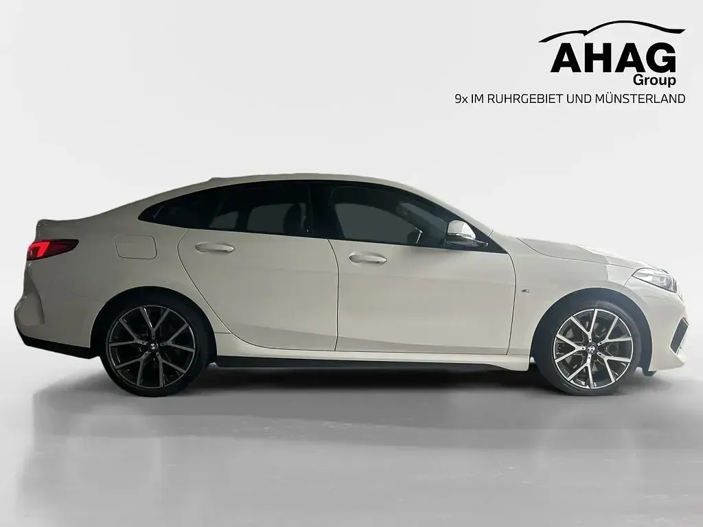 Gebraucht BMW 220 M Sport 178 PS (130 kW) 2023 Schwarz Coupé