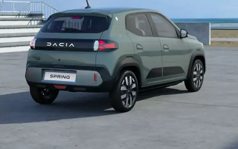 Nowe Dacia Spring Expression 52 kW (71 KM) 2026 Zielony Hatchback