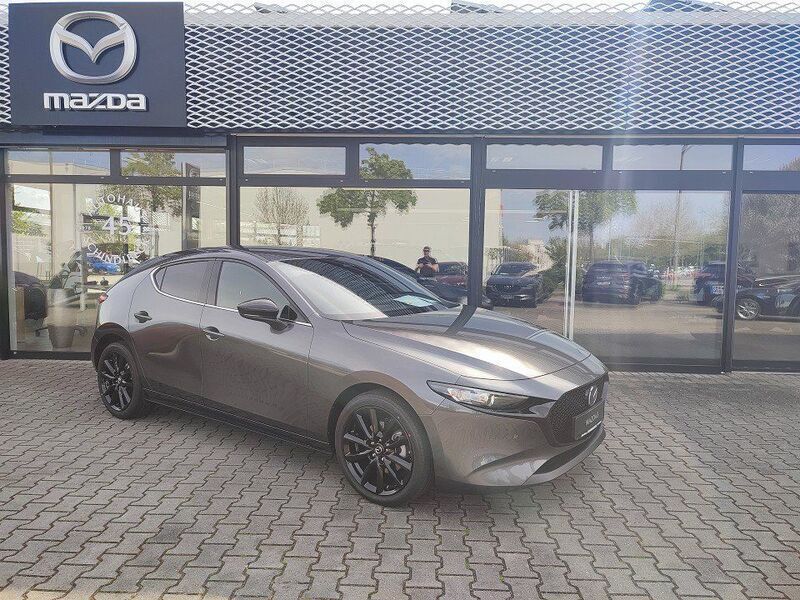 Machine gray Neu 2025 Mazda 3 Homura-Line Limousine | 27.900 € (Guter Preis) - Bild 1/4