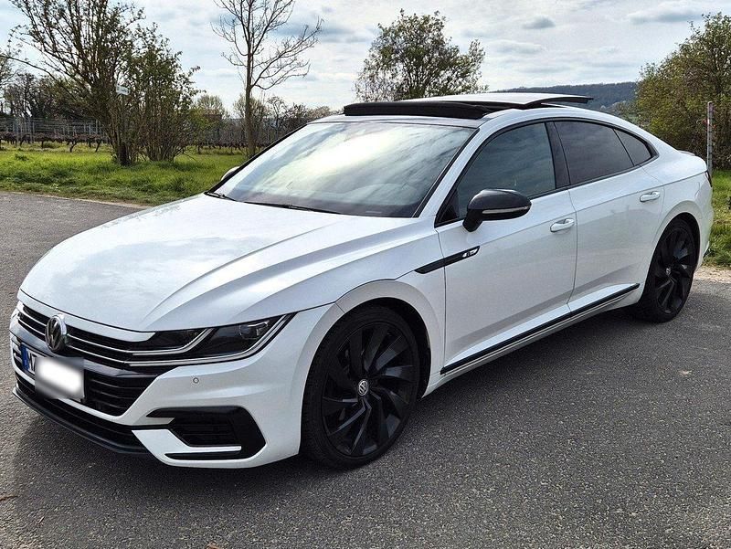 Gebraucht VW Arteon R-line 190 PS (139 kW) 2018 Weiß Kleinwagen