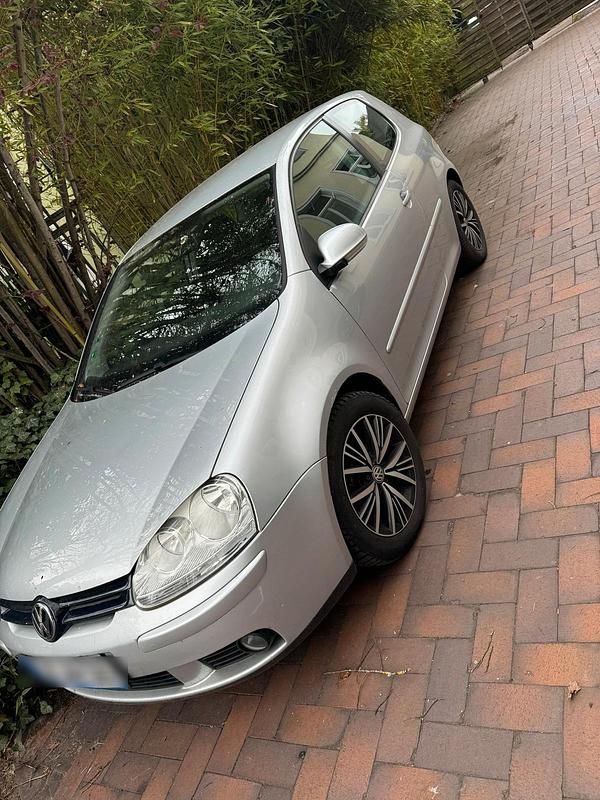 Gebraucht VW Golf 100 PS (73 kW) 2006 Grau Coupé