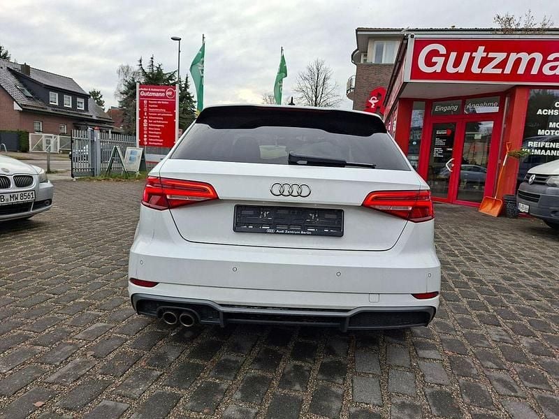 Gebraucht Audi A3 S-Line 150 PS (110 kW) 2019 Weiß Limousine