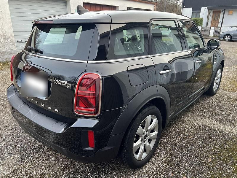 Second-hand Mini Cooper D 150 CP (110 kW) 2020 Negru Hatchback