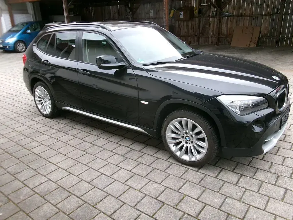 Gebraucht BMW X1 Performance 177 PS (130 kW) 2012 Schwarz SUV